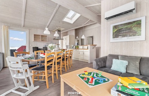 Sankt Andreasberg House | Panoramablick 53 - cozy vacation home for 10 people with sauna & whirlpool tub