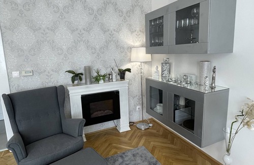 Budavar Apartment | Panoramic Apartent near Change Bridge