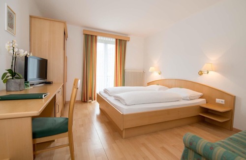 Techendorf Hotel | Panoramic double room 2/3/4/5/6/10/11/12/13/14 - Lipeter + Bergheimat, Hotel