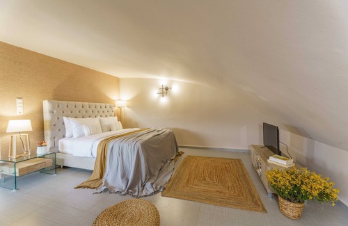 Mires Villa | Panoramic Mountain view villa with private pool