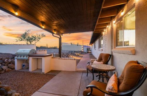 Tucson House | Panoramic Mountain Views, Heated Pool, 2 Kitchens