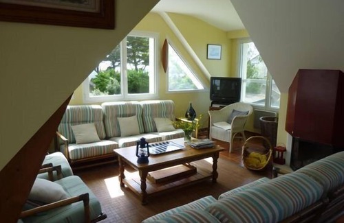 Kervoyal Apartment | PANORAMIC OCEAN VIEW and direct access to the beach!