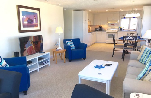 Ogunquit - Wells Condo | PANORAMIC OCEAN VIEWS AT MOODY POINT, Last Minute Specials For Peak Weeks!