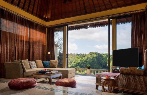 Batuan Villa | Panoramic Private Pool Villa
