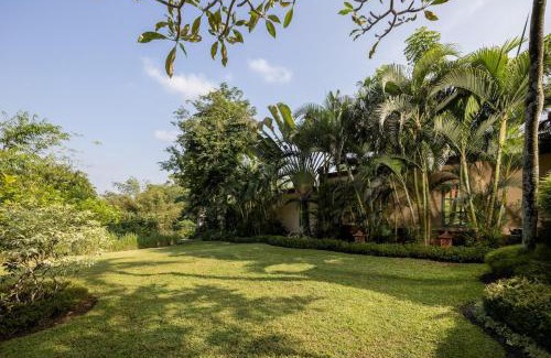 Batuan Villa | Panoramic Private Pool Villa