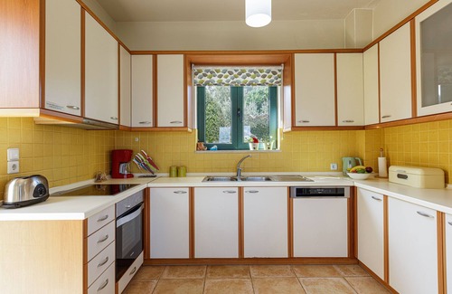 Xiro Chorio Villa | Panoramic sea views! Full privacy and only 4km away from the beach and the city!