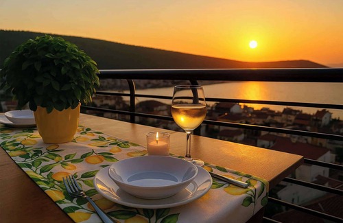 Amfilochia Apartment | Panoramic Seaview Blue Nest - Stylish Getaway