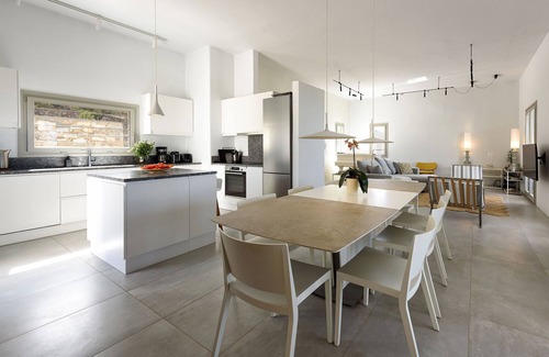 Paros Villa | Panoramic seaview villa w/large private pool 18m in the Cyclades