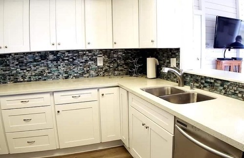 Sereno del Mar House | Panoramic Stunning ocean views, Hot tub, Dog friendly & a 5 min walk to Beach