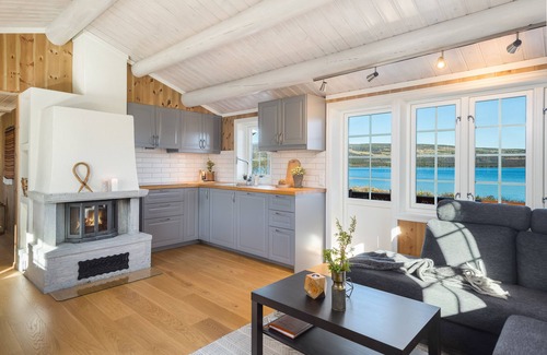 Gol Municipality Cabin | Panoramic view, 50 m to lake, close to Sognefjord