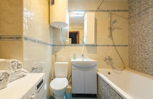 Pozniaky Apartment | Panoramic view Lebedinny flat