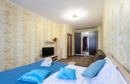 Pozniaky Apartment | Panoramic view Lebedinny flat