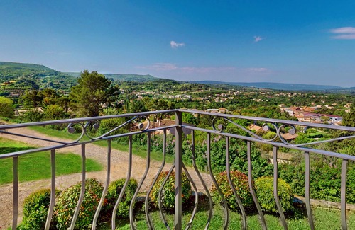 Apt Apartment | Panoramic view, private pool, walking distance Apt town center - 110m², Luberon