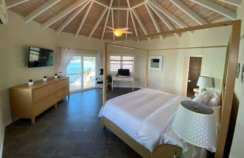 Sea Rocks Villa | Panoramic Views 2BR Villa - Arawak Beach Club