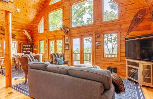 Whittier House | Panoramic Views and 7 Private Acres at Hazey View