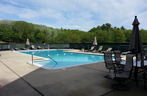 Forest Beach Condo | Panoramic Views of Little Traverse Bay in Harbor Springs