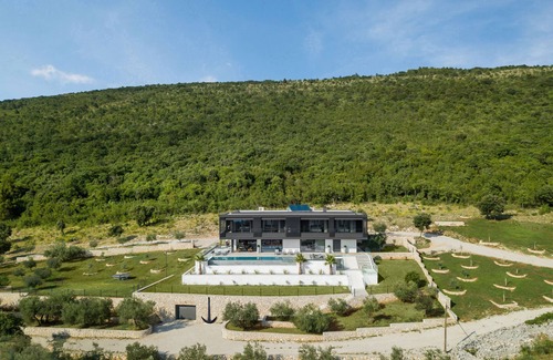 Brovinje House | Panoramica by Interhome