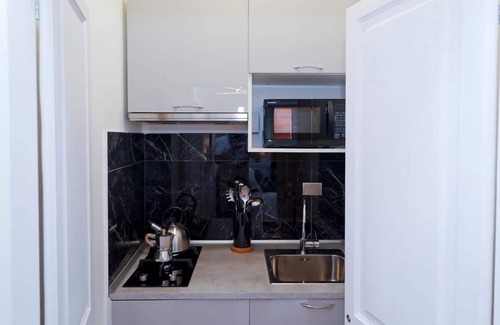 Rione VIII Sant'Eustachio Apartment | Pantheon Suite Pantheon Amazing Suite with Jacuzzi