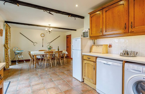 Runcton Holme Cottage | Pantiles Barn - E3866