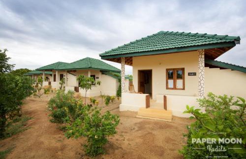 Pottuvil Hotel | Paper Moon Kudils