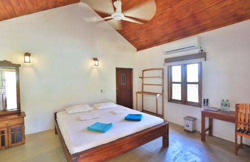 Pottuvil Hotel | Paper Moon Kudils