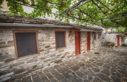 Papigo House | Papigo Astraka II