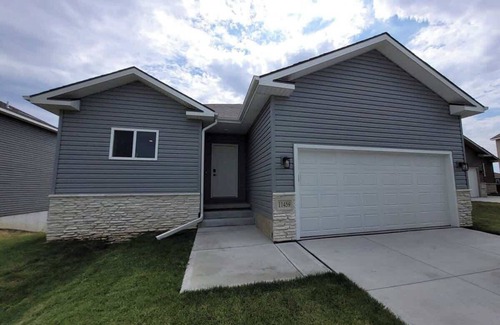 Papillion House | Papilion 4 Bd 4Ba House