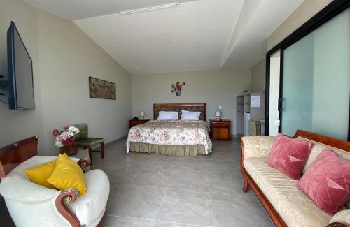 Santa Isabel Hotel | Paradero Yunguilla
