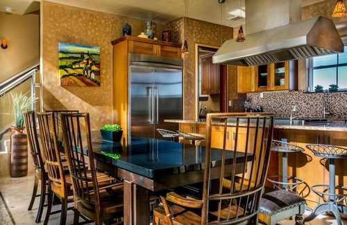 Sands Of Kahala Beach House | Paradise At Last | Beachfront Escape w/Direct Beach Access