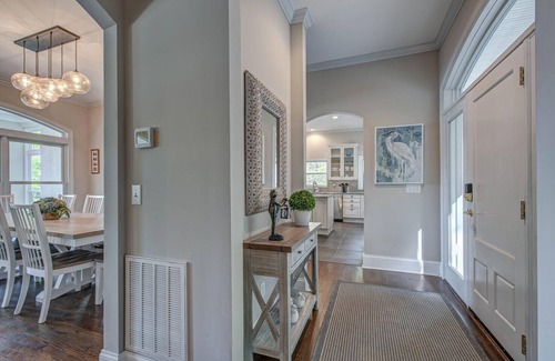Bowling Green House | Paradise at the Palisades