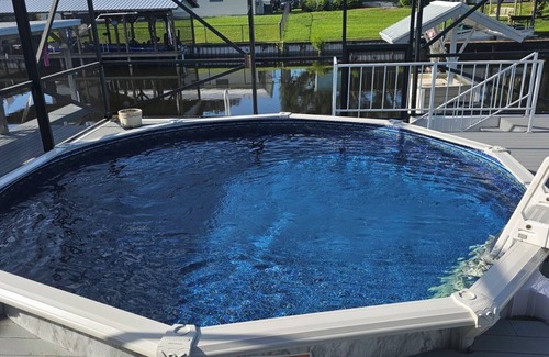 Taylor Creek House | Paradise Awaits the Fisherman