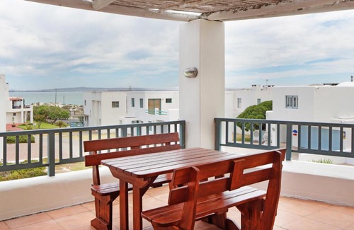Paradise Beach House | Paradise Beach by HostAgents
