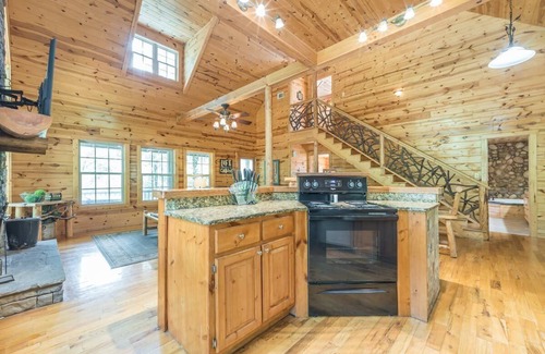 Cleveland Cabin | Paradise- Brand New Family Firepit/Grill Area w/Parklike Waterfall