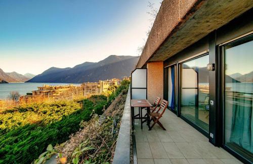 Paradiso Apartment | Paradise by Quokka 360 - with a 180 view of the Gulf of Lugano