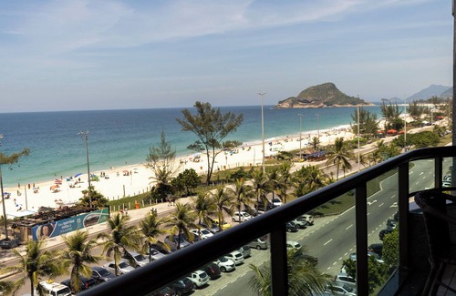 Barra da Tijuca Apartment | Paradise by the Sea: Apartment Facing Recreio Beach and the Reserve"