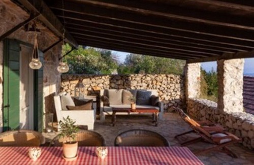 Vinisce Cottage | Paradise cottage with heated private pool