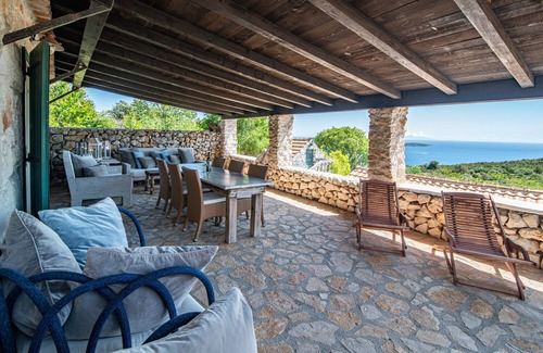 Vinisce Cottage | Paradise cottage with heated private pool