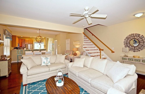 Ortley Beach House | PARADISE FOUND IN THE HEART OF LAVALLETTE ONE BLOCK FROM BEACH