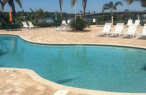 St. Petersburg - Clearwater Condo | Paradise Found Pet Friendly