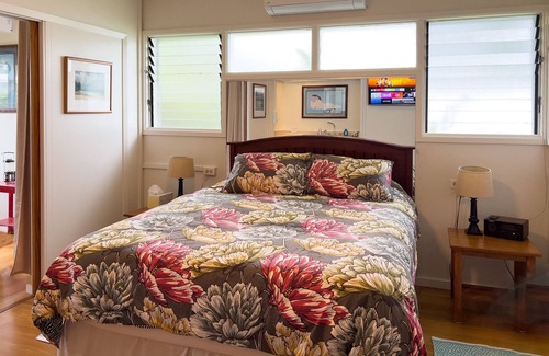 Waimanalo Apartment | Paradise Found Waimanalo - Quiet & Private Beachside Suite with Air Conditioning