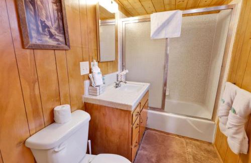 Big Bear Lake House | Paradise in Cedar #2095 by Big Bear Vacations