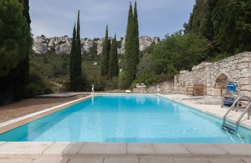 Les Baux-de-Provence House | Paradise in Provence