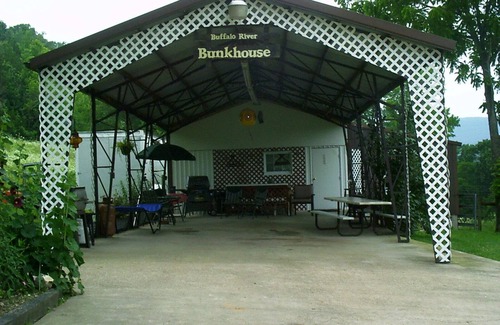 Jasper Apartment | Paradise in the Little Buffalo River Valley less than a mile from Jasper.