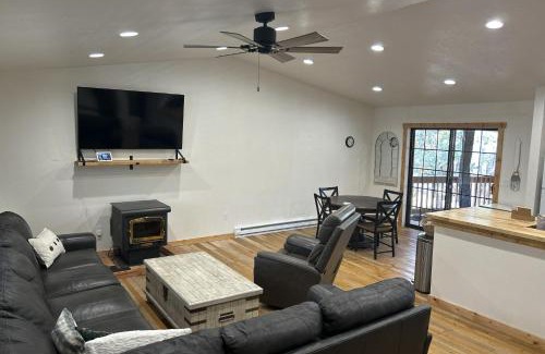 Pinetop-Lakeside House | Paradise in the Pines