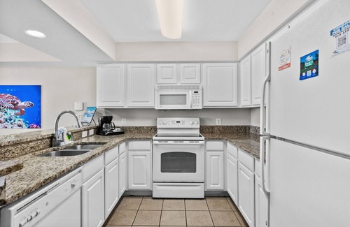 Myrtle Beach Condo | Paradise Resort 707 - Oceanfront!