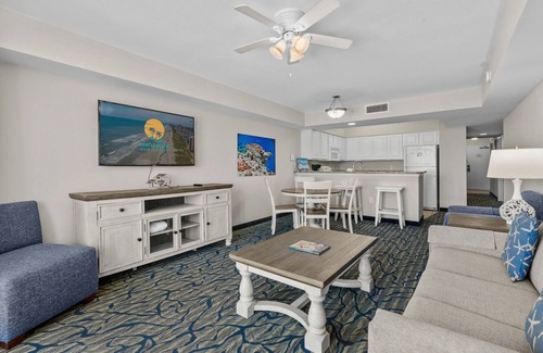 Myrtle Beach Condo | Paradise Resort 707 - Oceanfront!