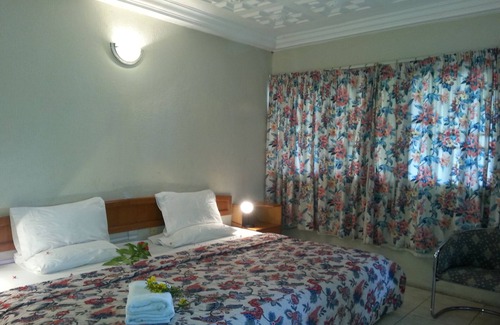 Kuntanse Hotel | Paradise Resort, Lake Bosomtwe