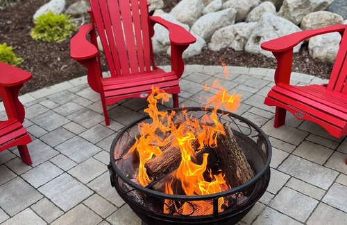 Port Elgin Cottage | Paradise! Steps from Lake Huron