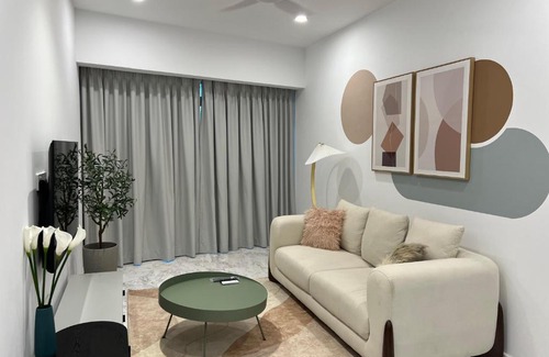 Golden Triangle Apartment | Paradise Suites at Eaton KLCC