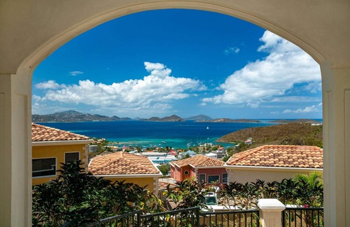 Estate Enighed Villa | Paradisio Gorgeous Views